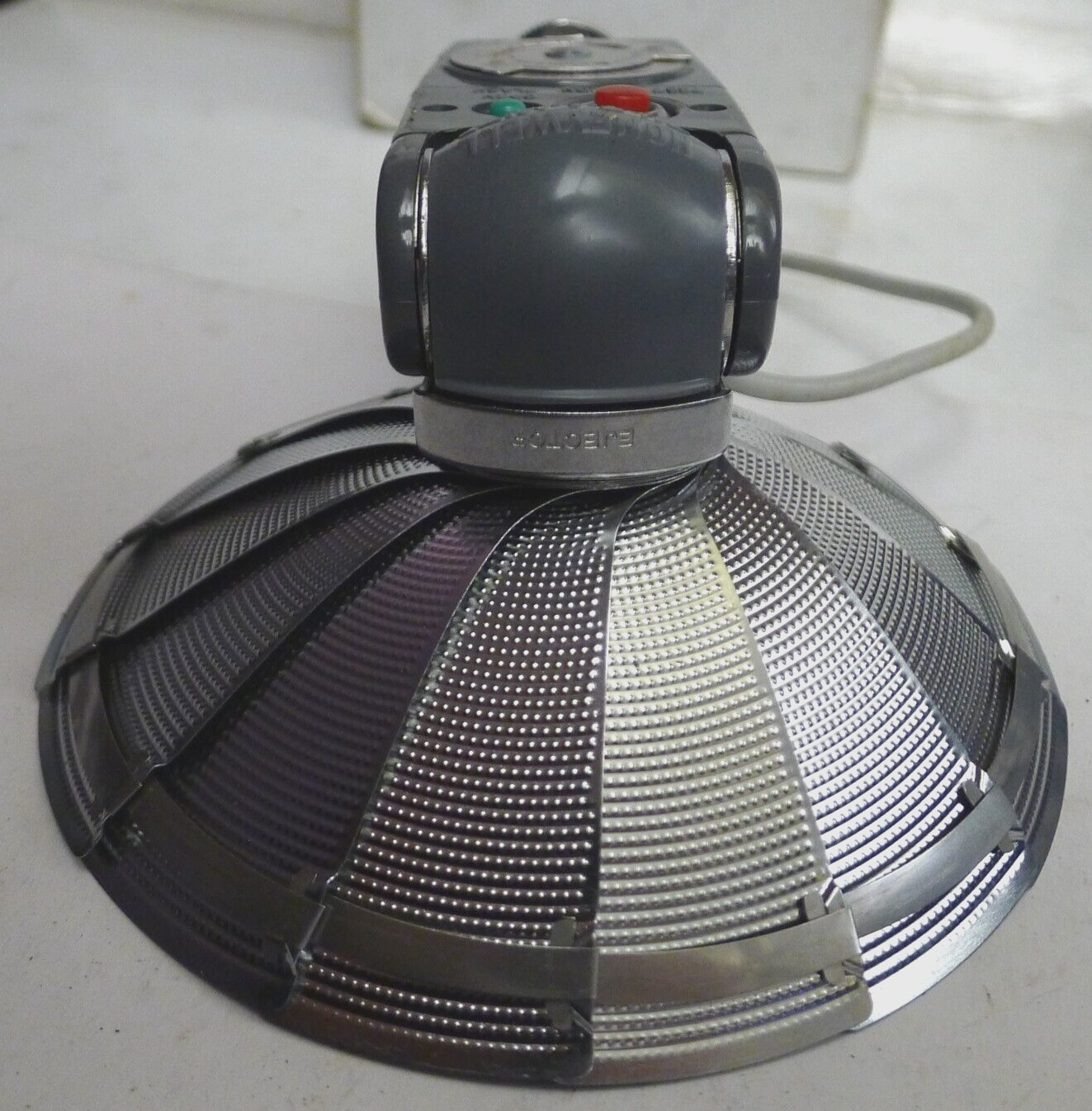 Honeywell Tilt-A-Mite Cold Shoe Fan Flash Unit Collapsible with Case -Japan