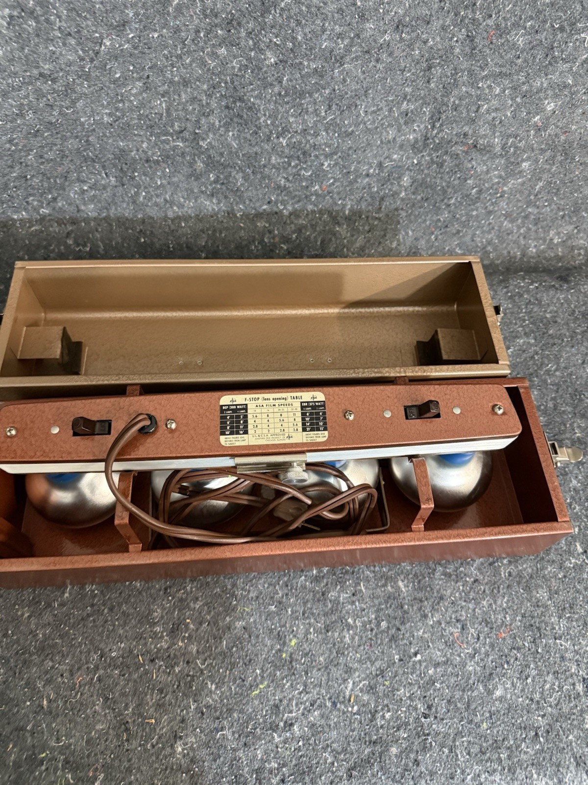 Vintage CKC Photo / Cine Light w/Carry Case