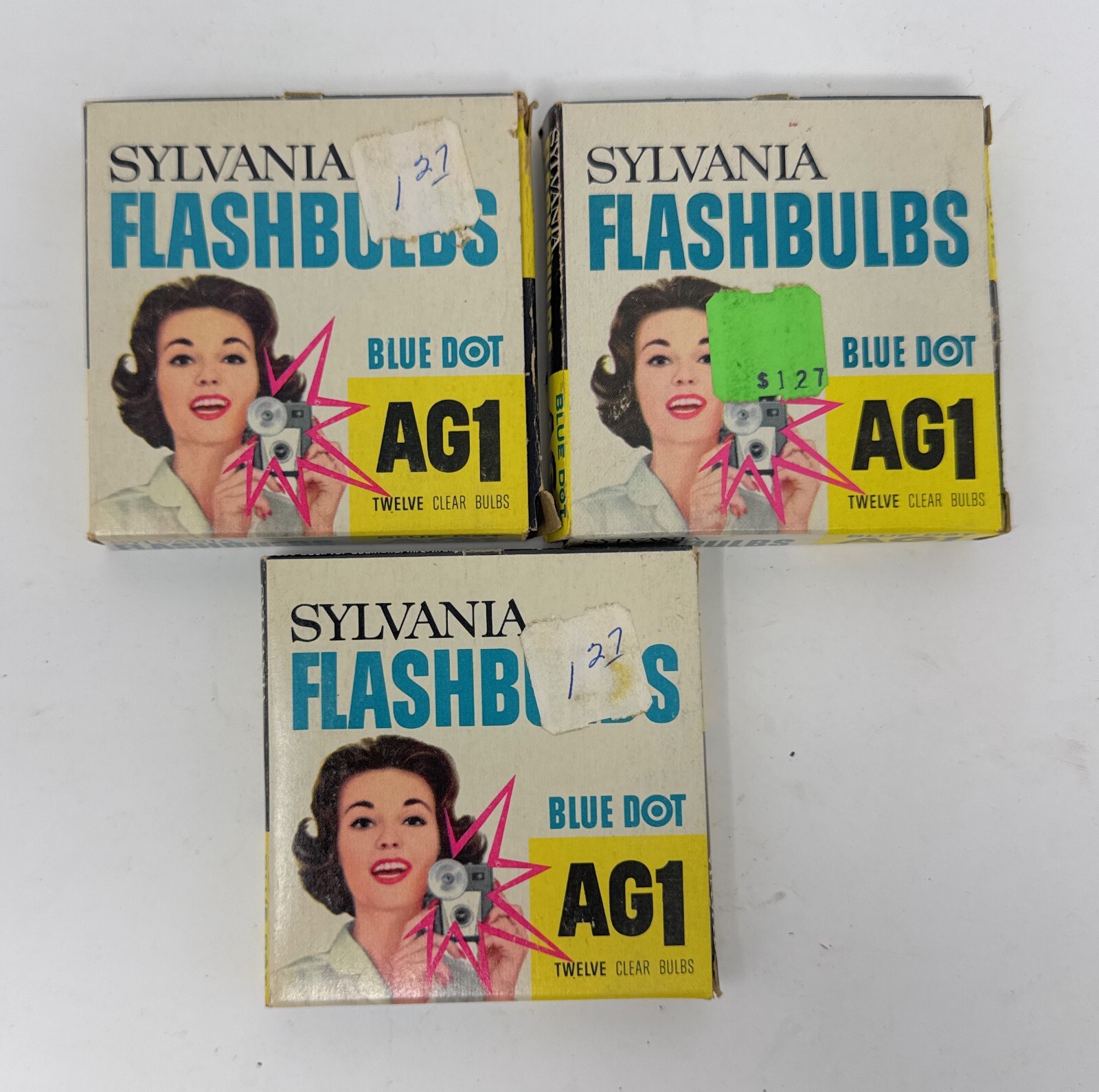 Vintage Sylvania Flashbulbs Blue Dot #AG1 12 Bulbs in Package Box 1950’s