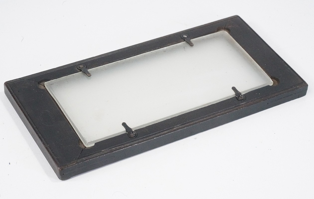 GAUMONT FOCUSING PANEL FOR A 6X13CM STEREO CAMERA/226316
