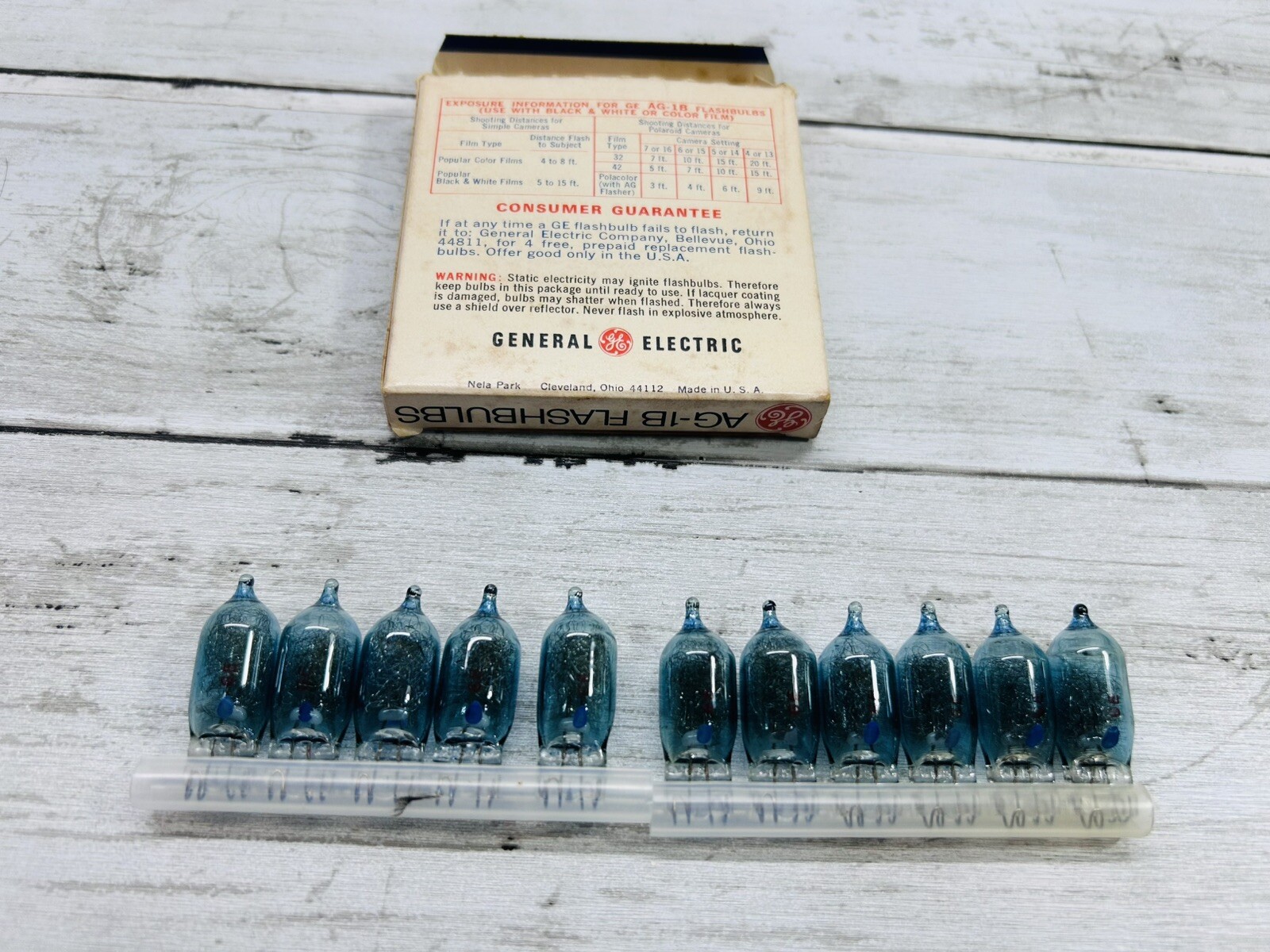 NOS 12 pack GE Blue Dot AG-1B Vintage Flash Bulbs 2 Boxes 23 Bulbs In Total.