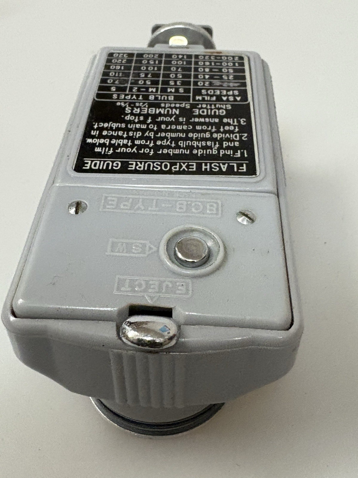 DELTA POCKET FLASH BULB LEATHER CASE SYNCHRONIZATION CORD UNTESTED •SOLD AS IS