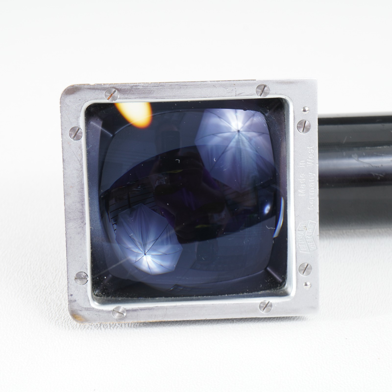 – HASSELBLAD HC-3 70 PRISM VIEWFINDER FOR A70 FILM BACK