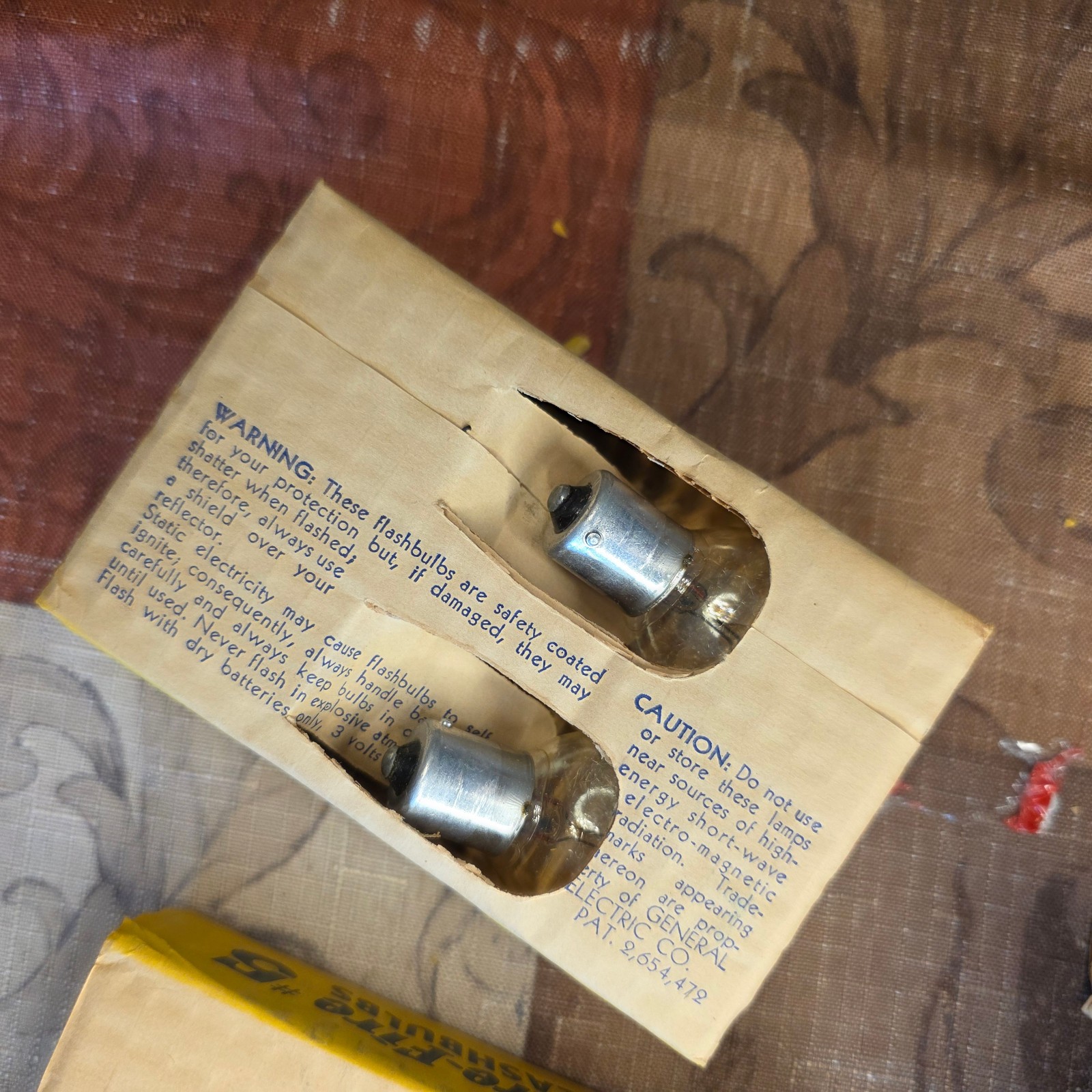 10 of 12 General Electric Flash Bulbs No 5 Vintage Camera Old Stock