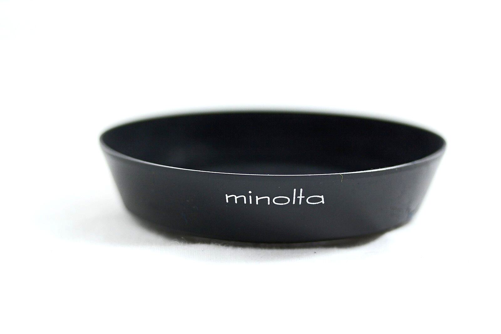 GENUINE VINTAGE MINOLTA METAL CAMERA LENSHOOD FOR 28MM F2.8 ROKKOR LENS (MINTY)