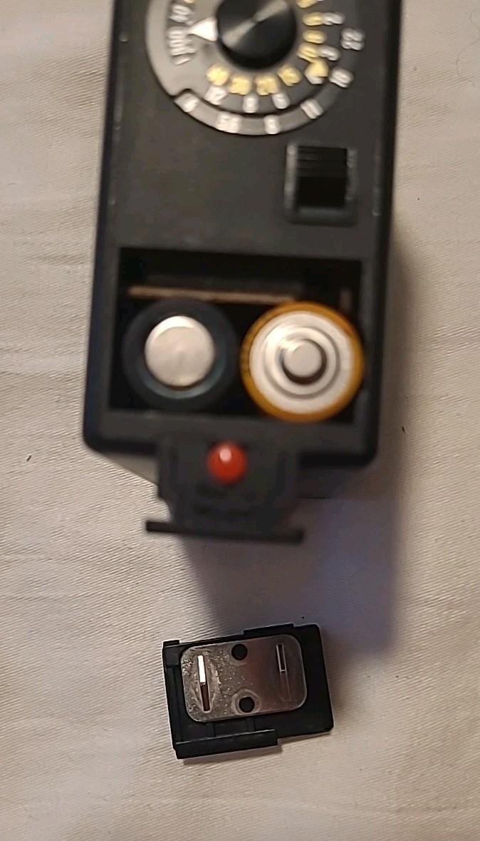 Vintage Promatic 20A Hot Shoe Film Camera External Flash Unit Additional Light