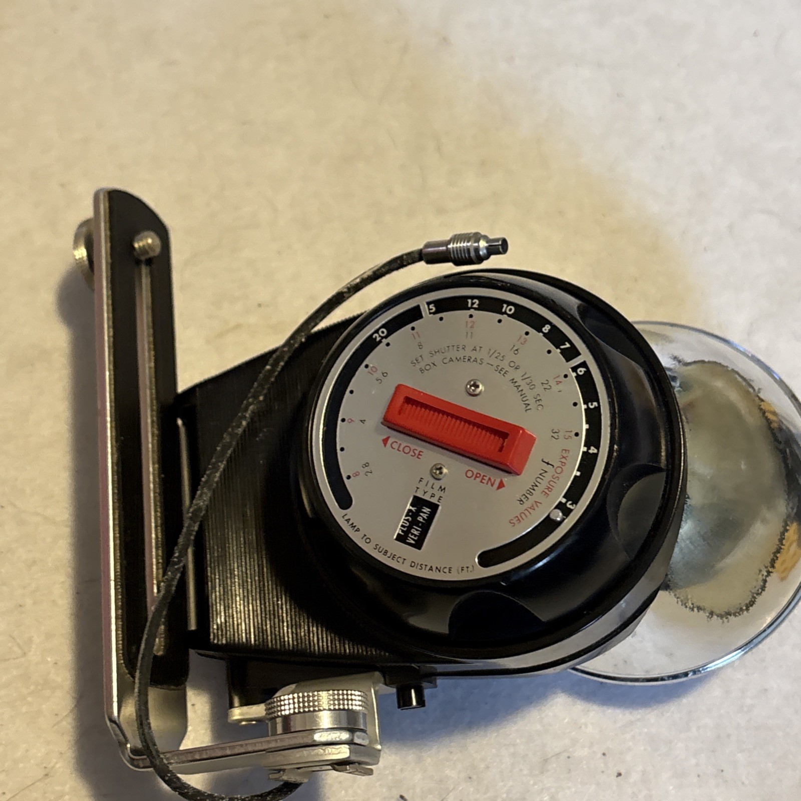 Kodak Rotary Flasholder Type 2, W/shoe-type fitting With Wires And Manual VTG
