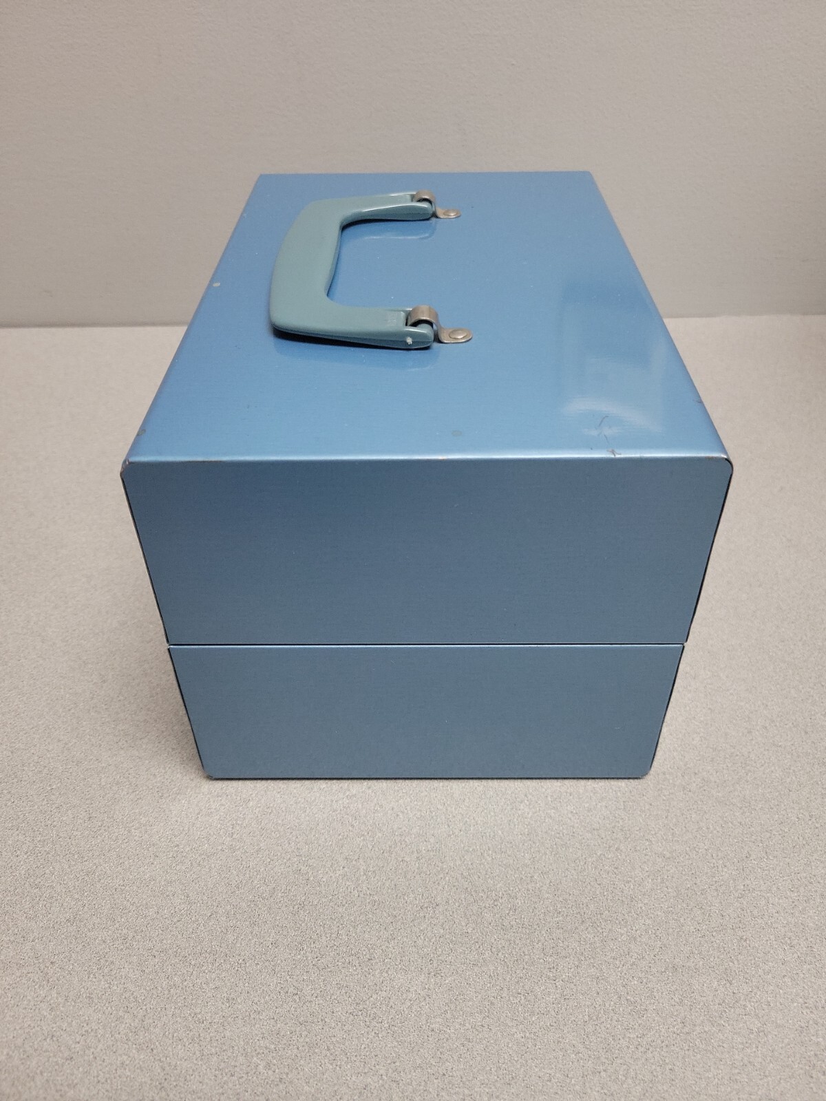 Metal Blue 8mm Movie Reel Chest Box 12 Slot Film Storage Case