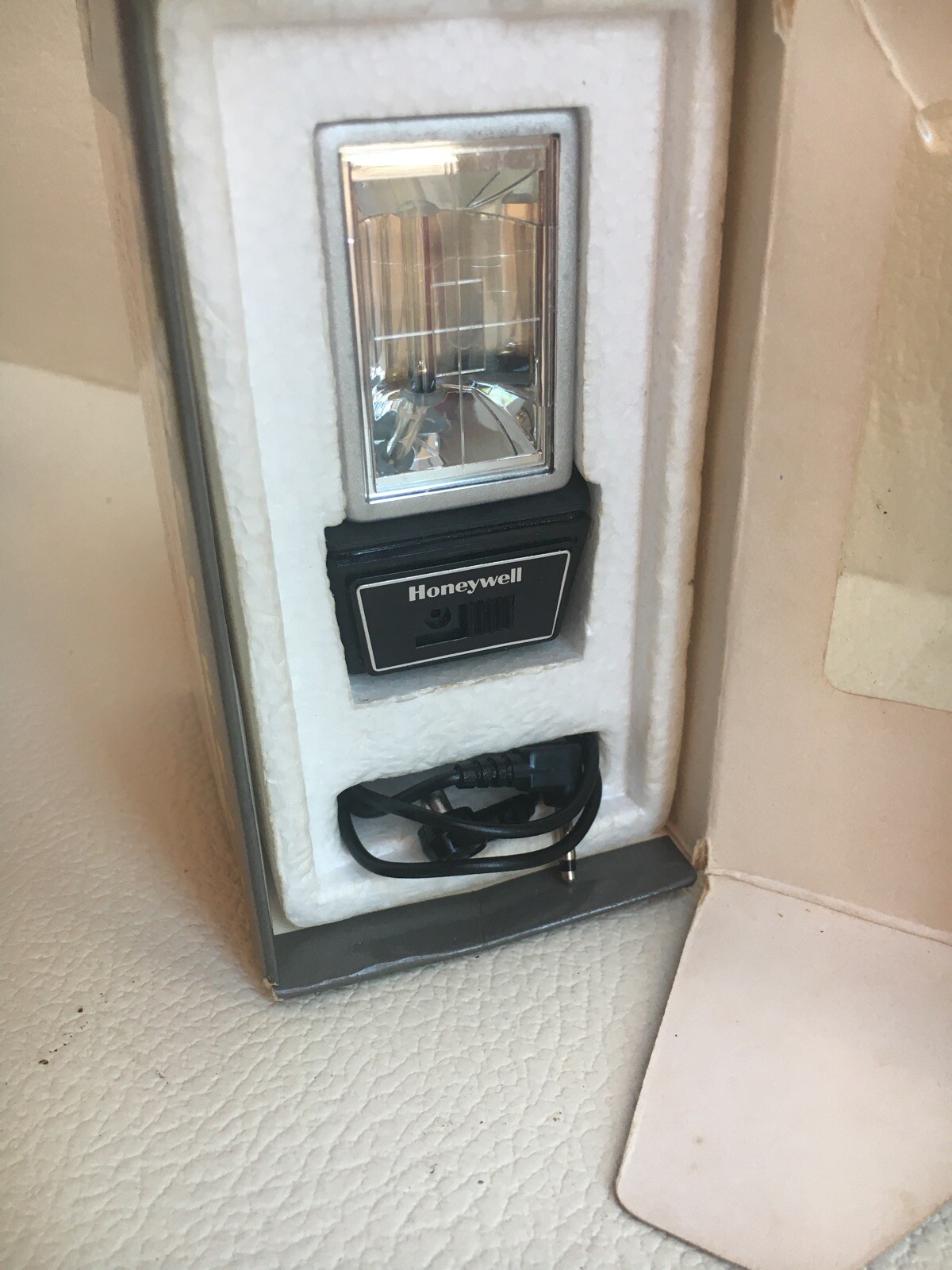Honeywell Auto / Strobonar 110 Made Japan Cat Number 4506