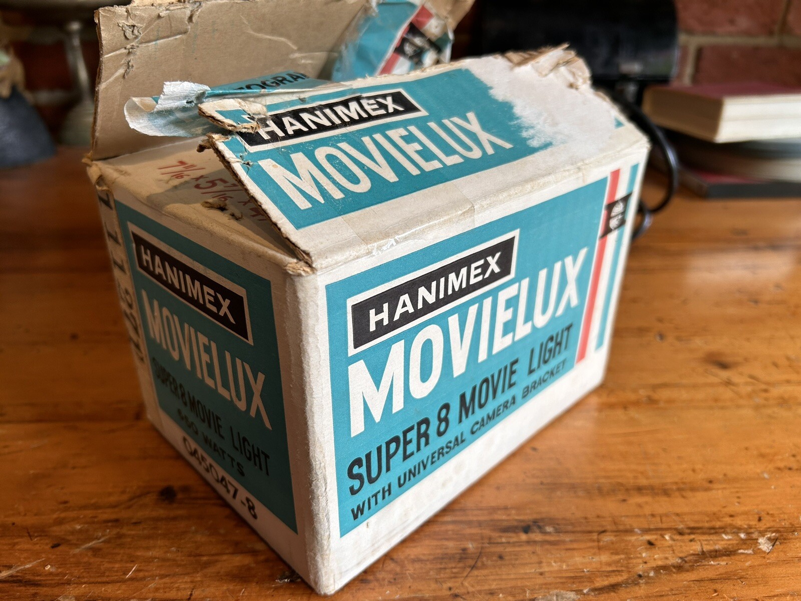 Vintage Hanimex Movielux Super 8 Movie Light With Camera Bracket