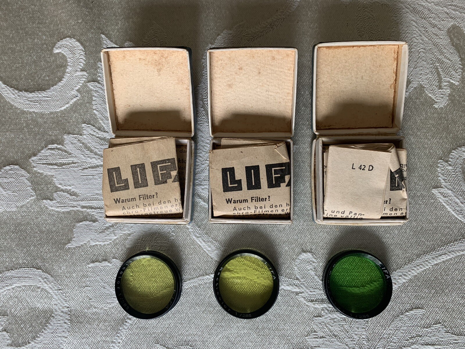 LIFA Filters 2 Recticolor 1 Optik 28.5 mm & 1 Omnicolor 1 Billy w/box/literature