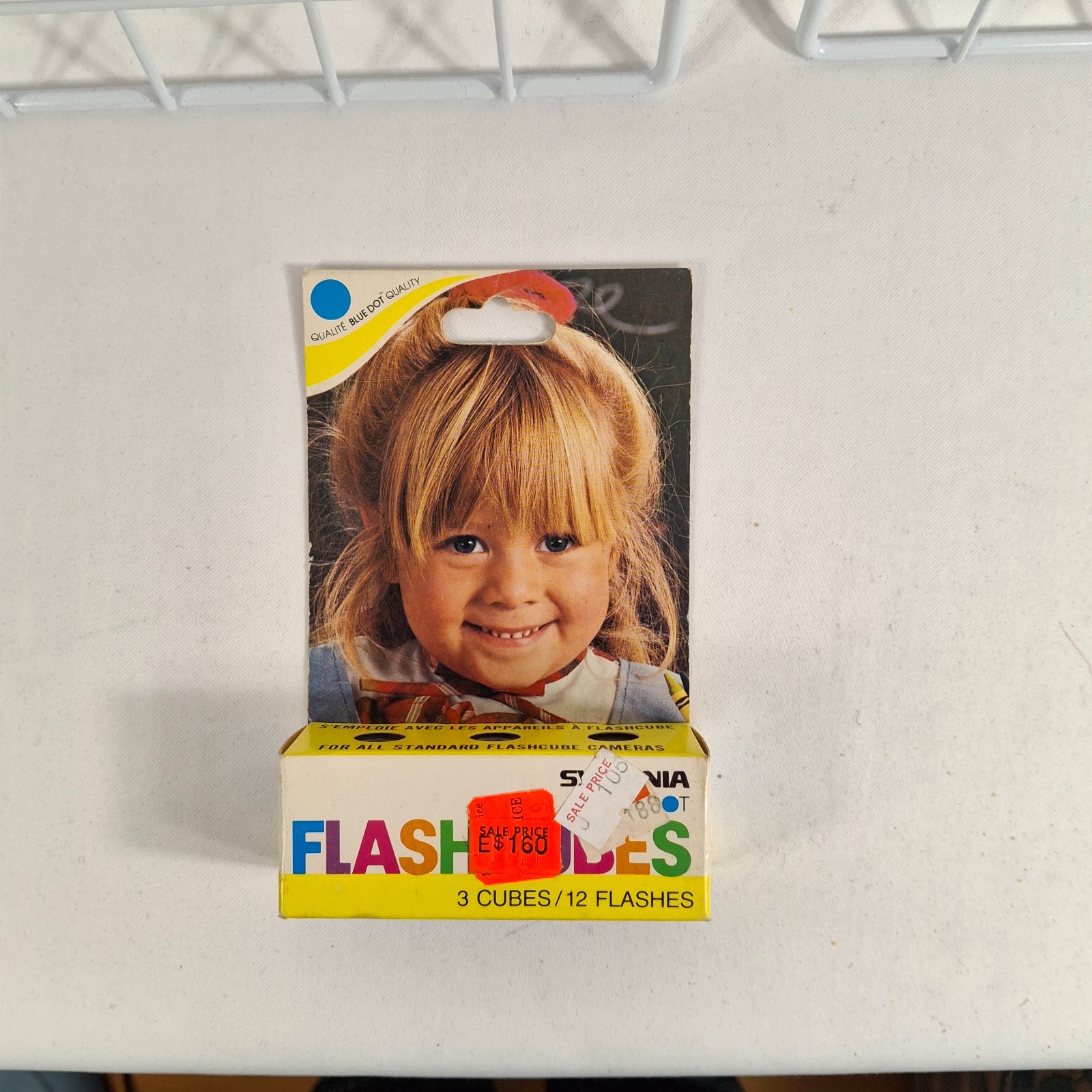 Vintage SYLVANIA Blue Dot Flash Cubes & Magicubes 9 Cubes/36 Flashes OriginalPkg