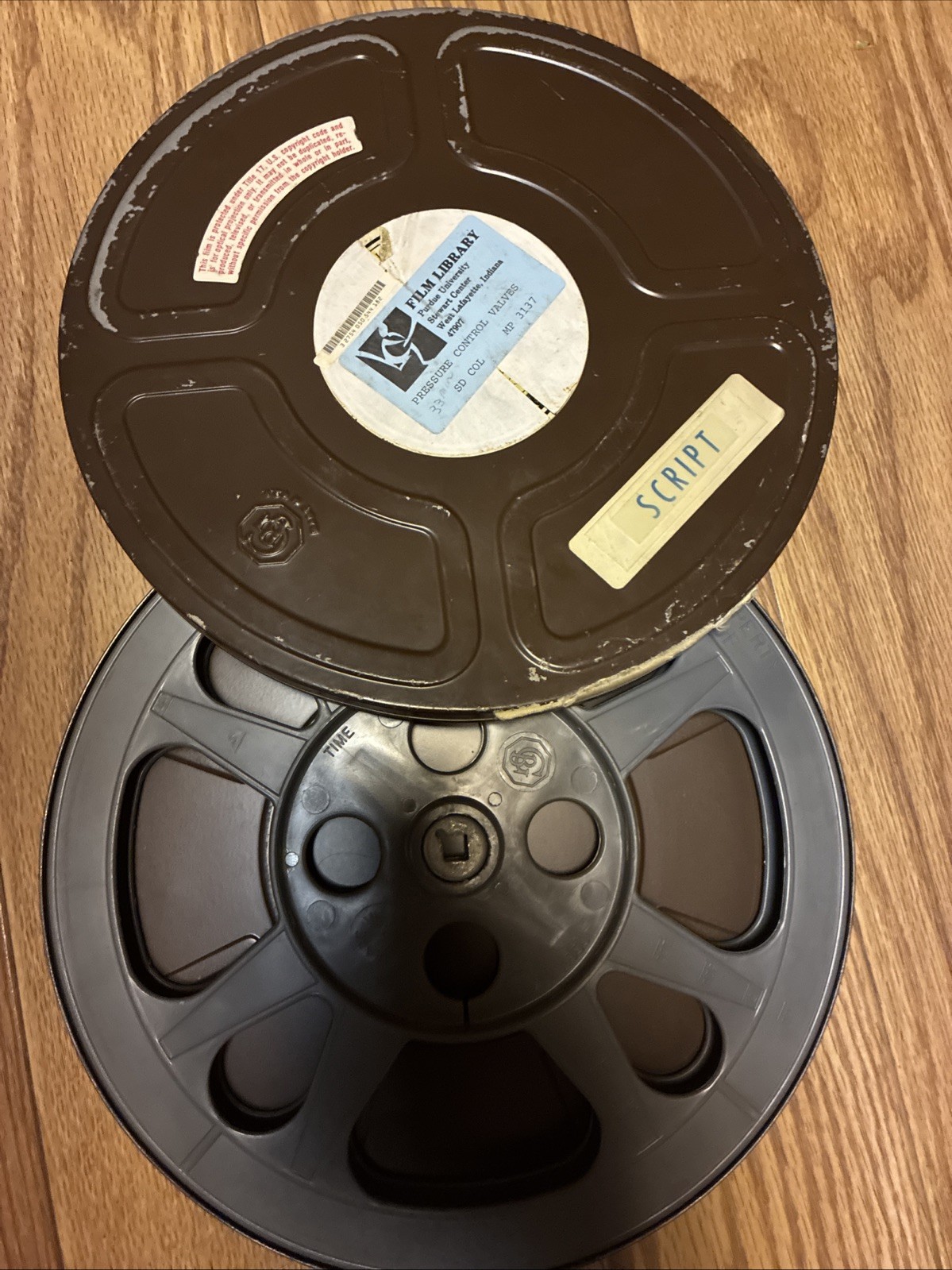 Lot Of 9 GOLDBERG BROS TAYLOREEL Empty Steel & Plastic 10.5 Film Reels & Cans