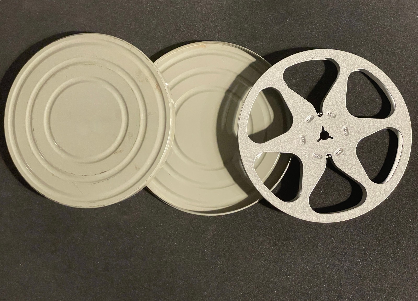 Lot Of 5 Vintage 7″ diameter 8mm Empty Film Reel Metal Cans + One Vintage Label