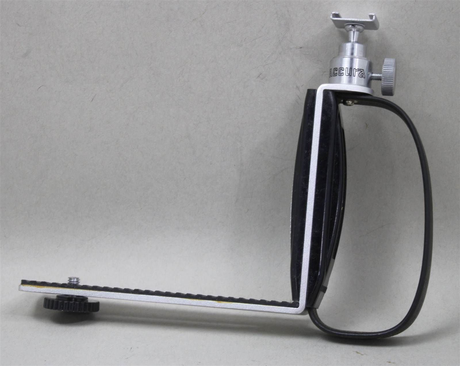 Vintage ACCURA ACCU-GRIP L-Bracket Grip Ball Head 4 Shoe-Mount Flash/Accessory