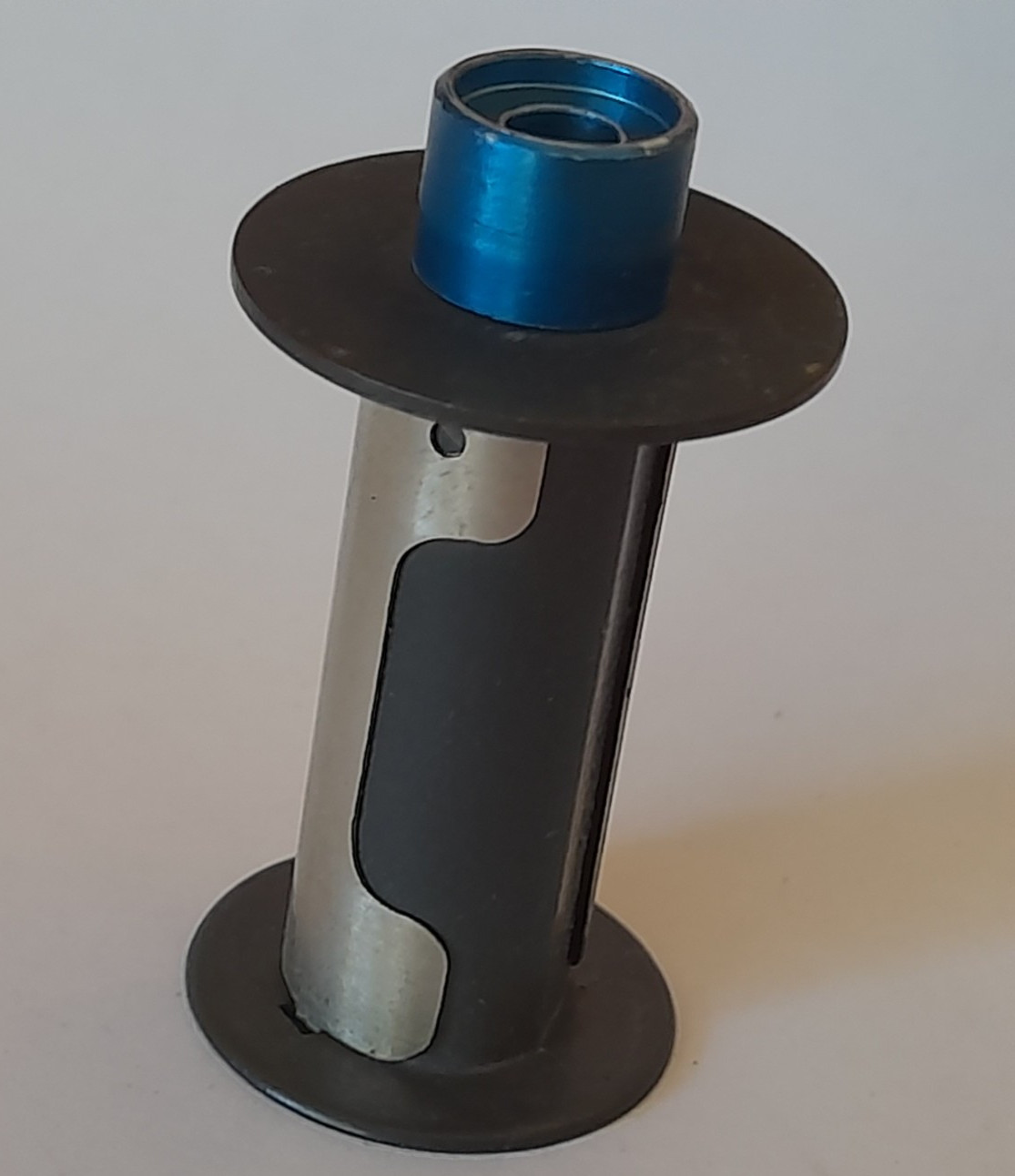 VINTAGE EXAKTA BLUE TIP METAL FILM SPOOL FOR EXAKTA II IIa IIb CAMERAS