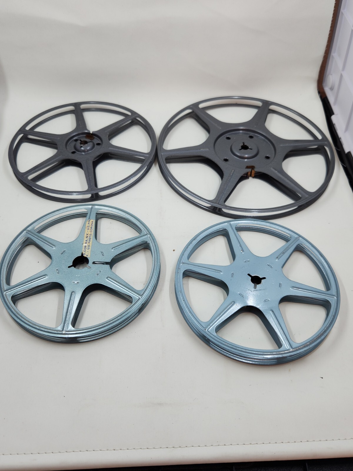 Lot of 4pcs Vintage 8mm Metal Reel 5″ 6″ 7″