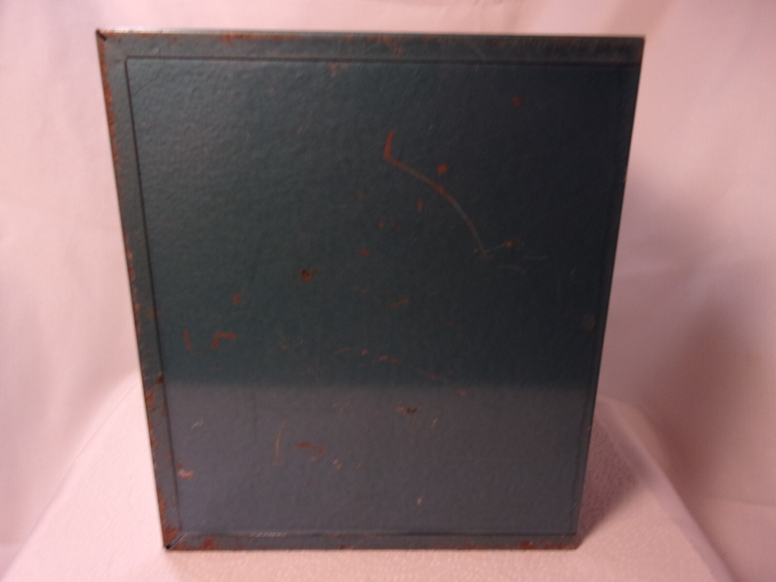 Vintage Logan Deluxe 12 Slot 8mm Movie Film Case/Chest, Metal