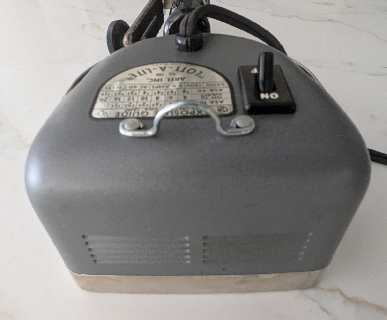Vintage Arel Lotta-A-Lite No. 100 Controlled Movie Light w/DWA GE Sealed Lamp