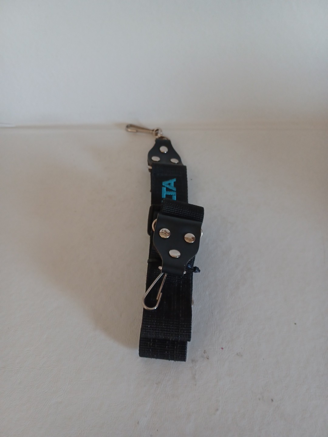 Vtg 32″ Minolta Camera Strap With Two Film Canister Holders. Nice Condition!!
