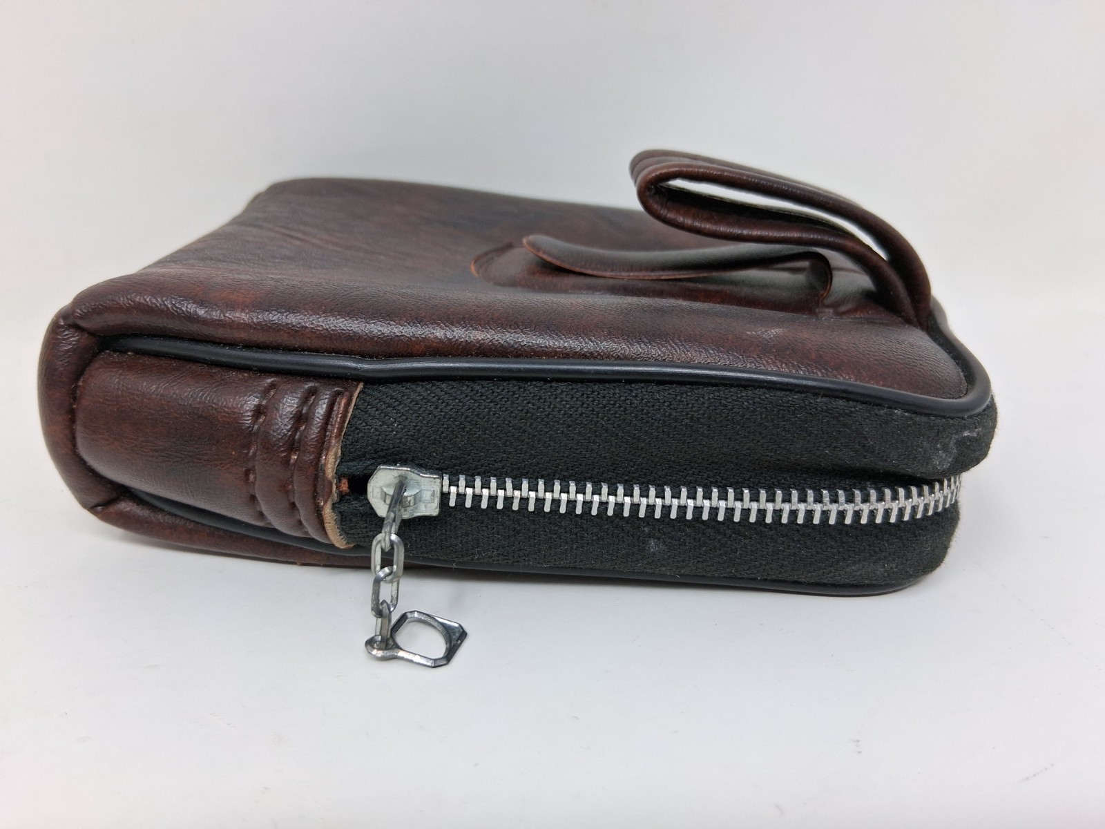 KODAK 1970’s Smile Saver Camera case vintage