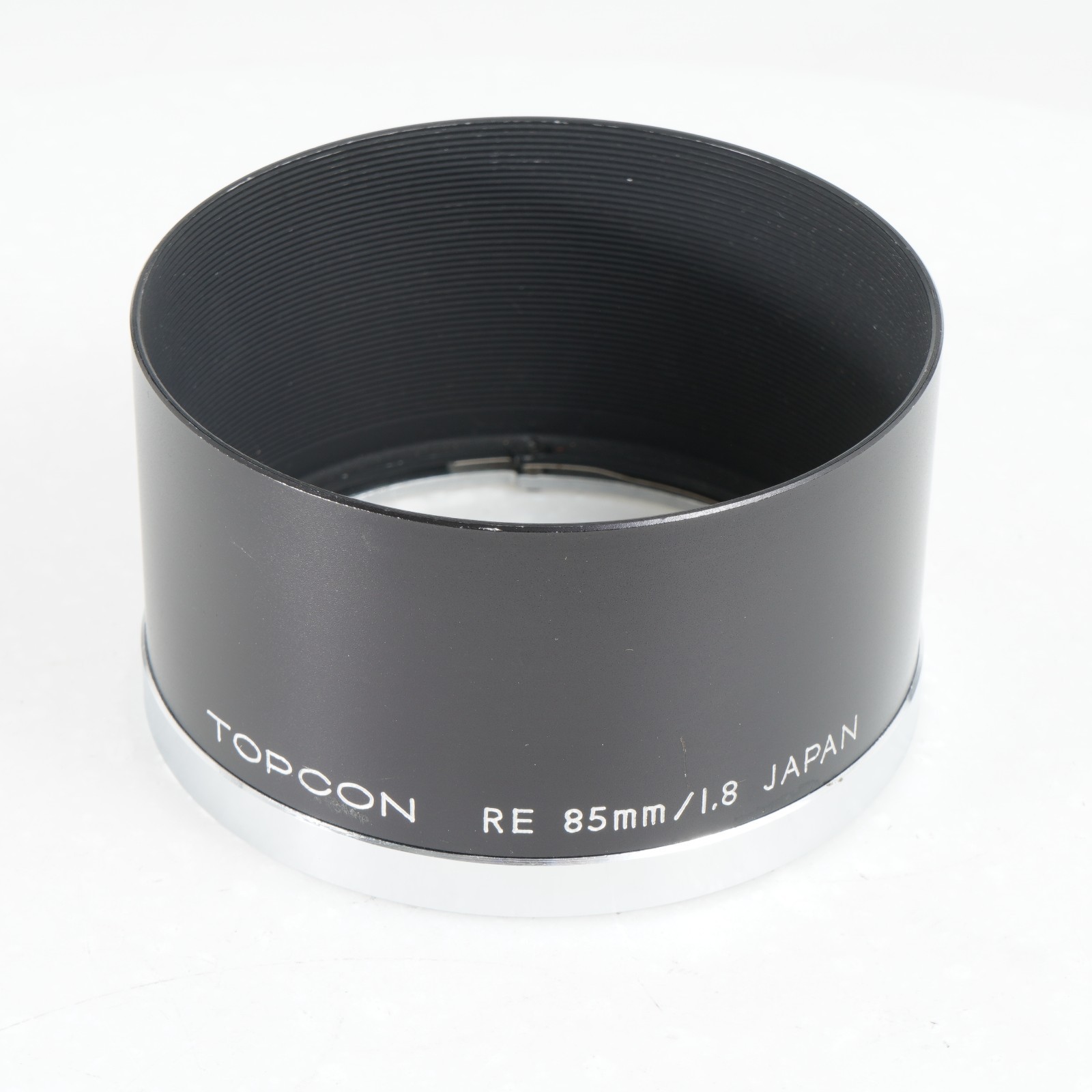 :[VERY RARE] TOPCON Genuine Metal Lens Hood for RE 85mm f/1.8 Lens