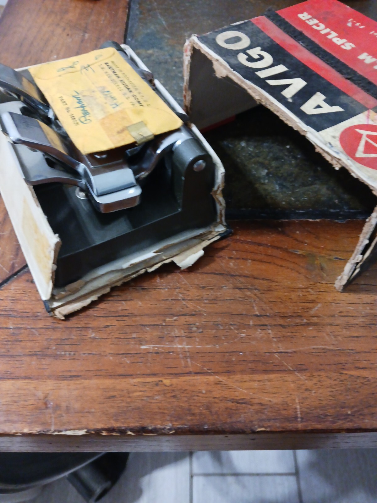 Vintage AVIGO FS-1 Film Splicer for 8mm & 16mm Films w Box