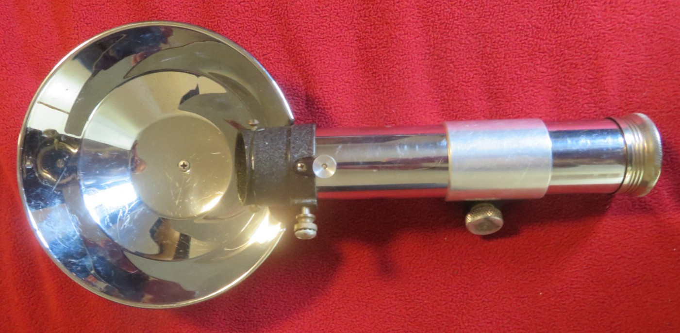 VINTAGE HEILAND RESEARCH PHOTOGRAPHER’S FLASH HANDLE & TWO REFLECTORS LIGHTSABER