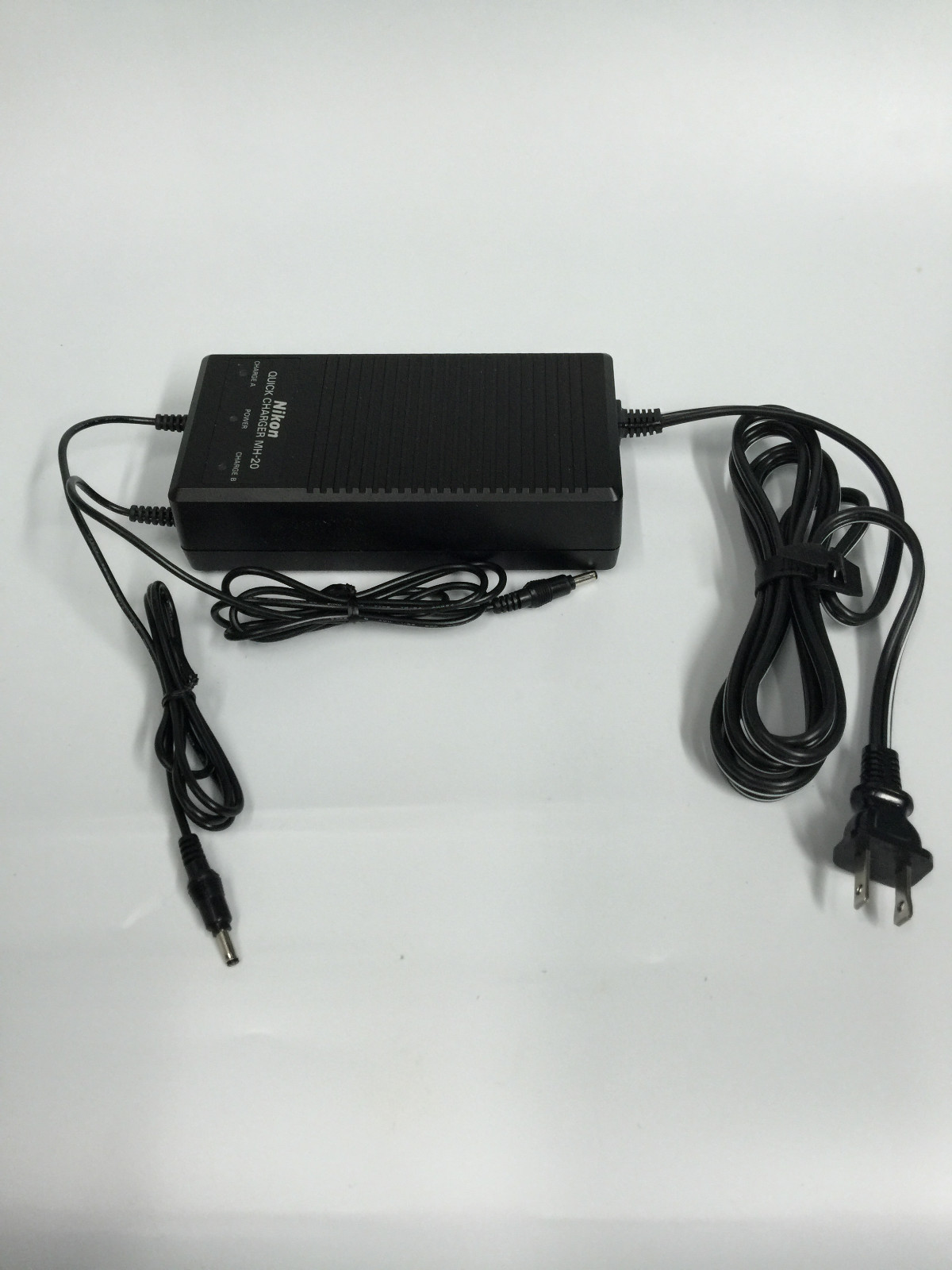 NIKON MH-20 QUICK CHARGER “NEW”
