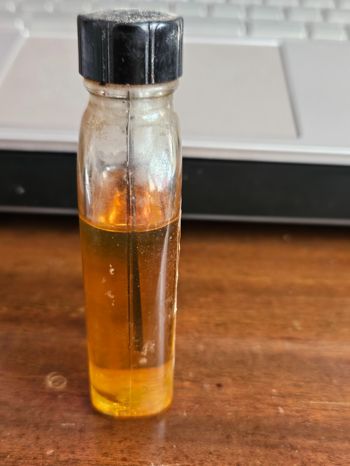 KEYSTONE PROJECTOR LUBRICATING OIL OVER 1/2 FULL