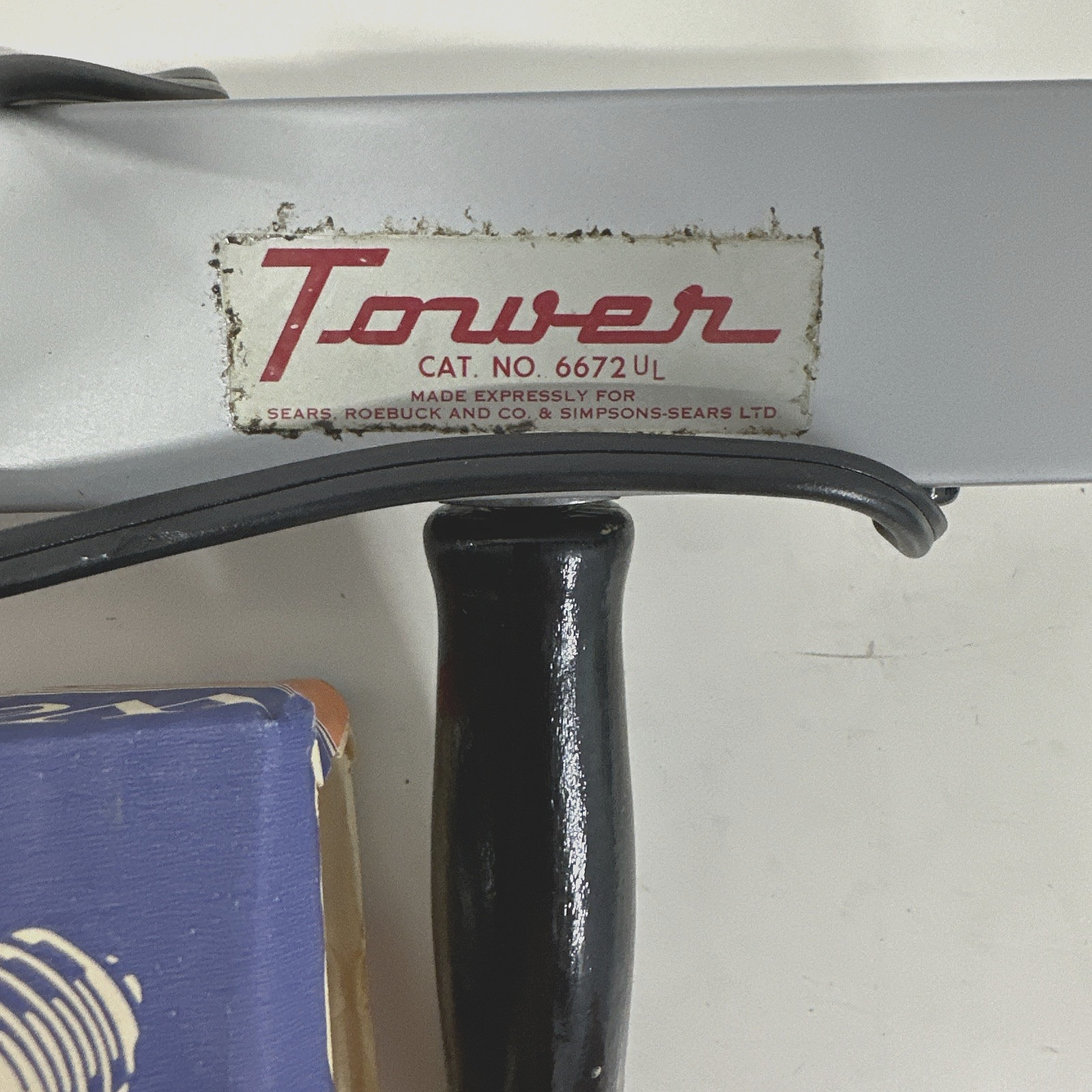 Vintage Tower No. 6672 Movie Camera 2 Light Bar Working With 2 300W Bulbs Works