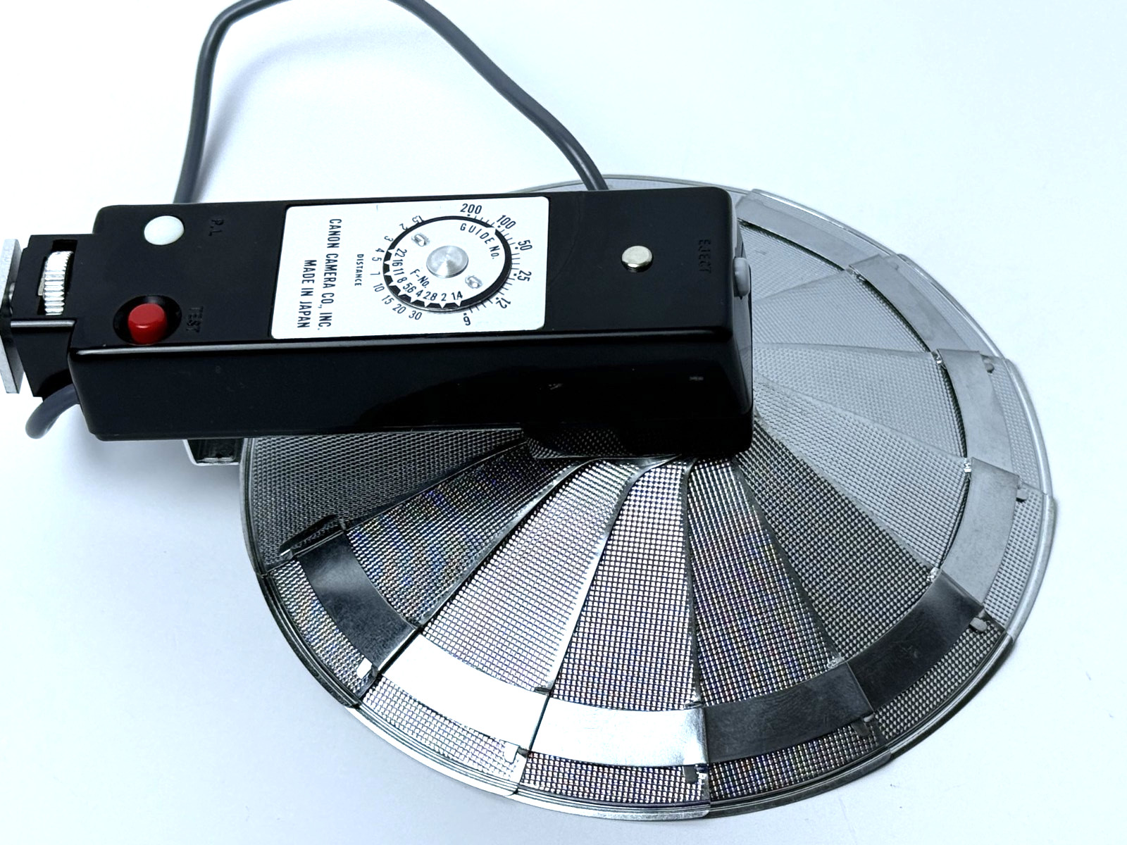 1950s Canon Flash Model V-2 Foldable Reflector Untested
