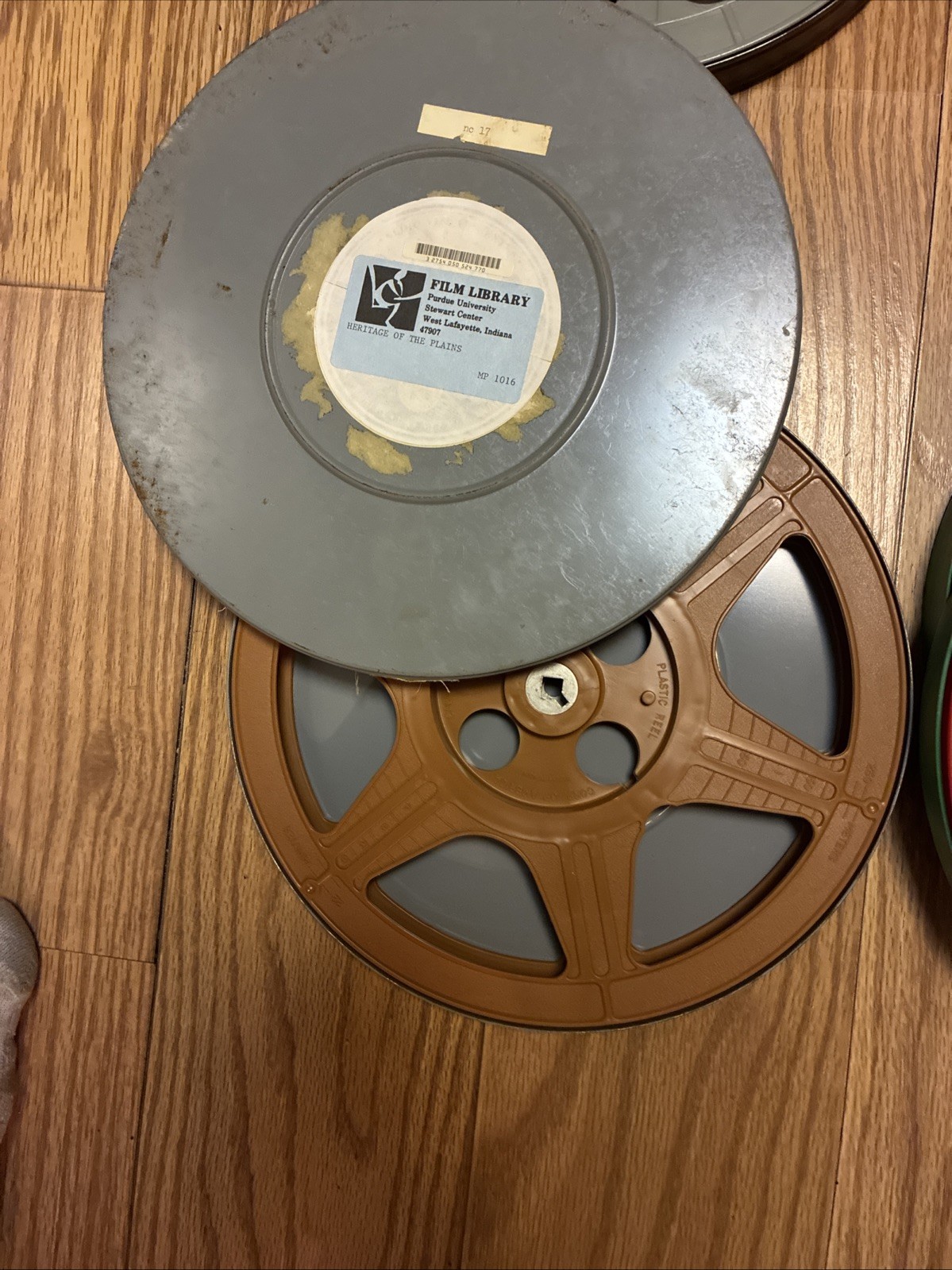 Lot Of 9 GOLDBERG BROS TAYLOREEL Empty Steel & Plastic 10.5 Film Reels & Cans
