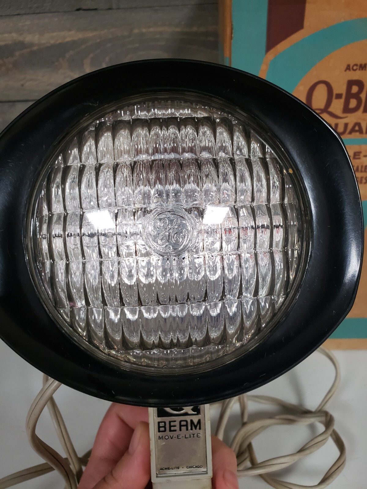 VINTAGE QUARTZ Q BEAM MOV E LITE ACME-LITE CHICAGO MODEL #77 650W 120V WORKS