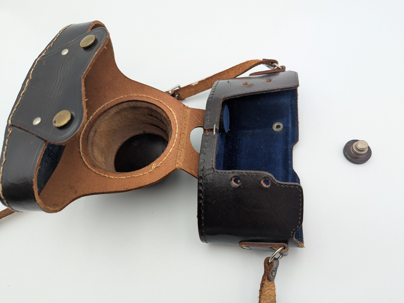 NICE Vintage Ihagee Exakta Leather Case from 35 mm Varex camera