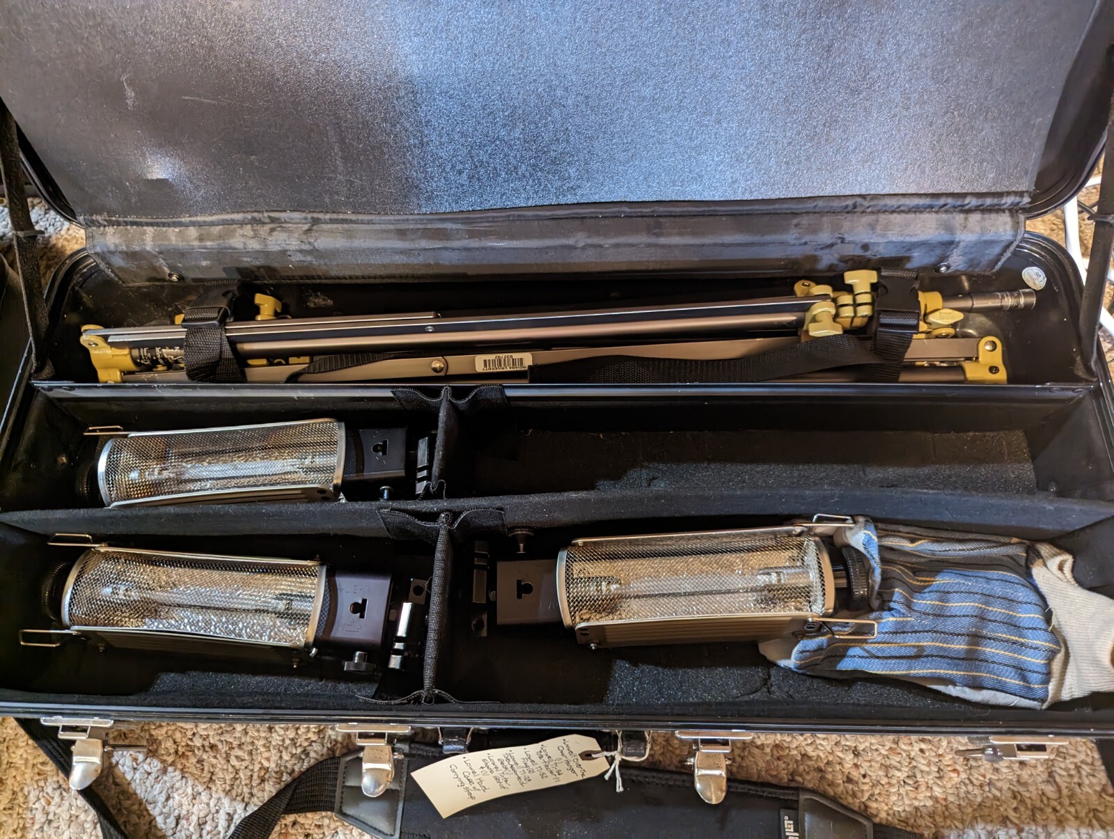 WOW…Lowell /Smith Victor Master Lighting Set