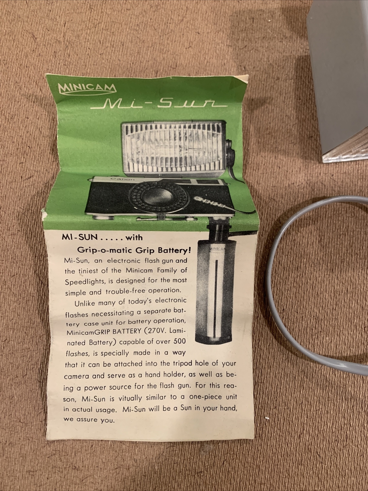 Vintage MiniCam Electronic Flash Mi-Sun Camera Flash AC Adapter No Battery Pack