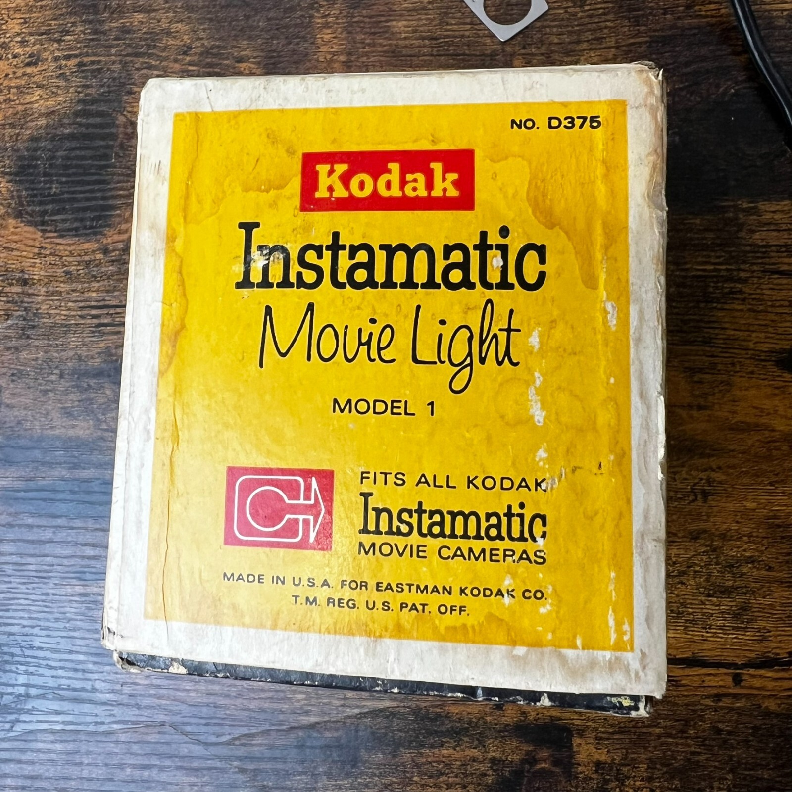 Vintage Kodak Instamatic Movie Light Model 1 No. D375 in Box Needs New Bulb