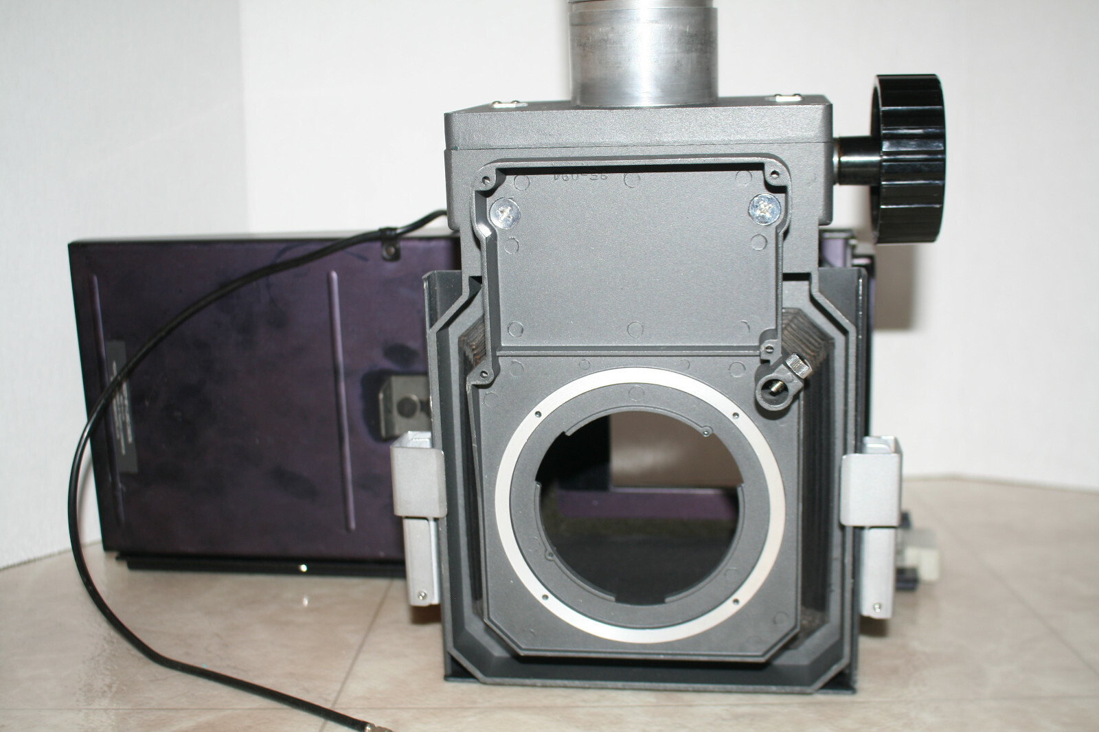 POLAROID MP4 LAND CAMERA FOCUSING BELLOW HEAD W/SLIDING 4X5 BACK + MACRO EXT.*