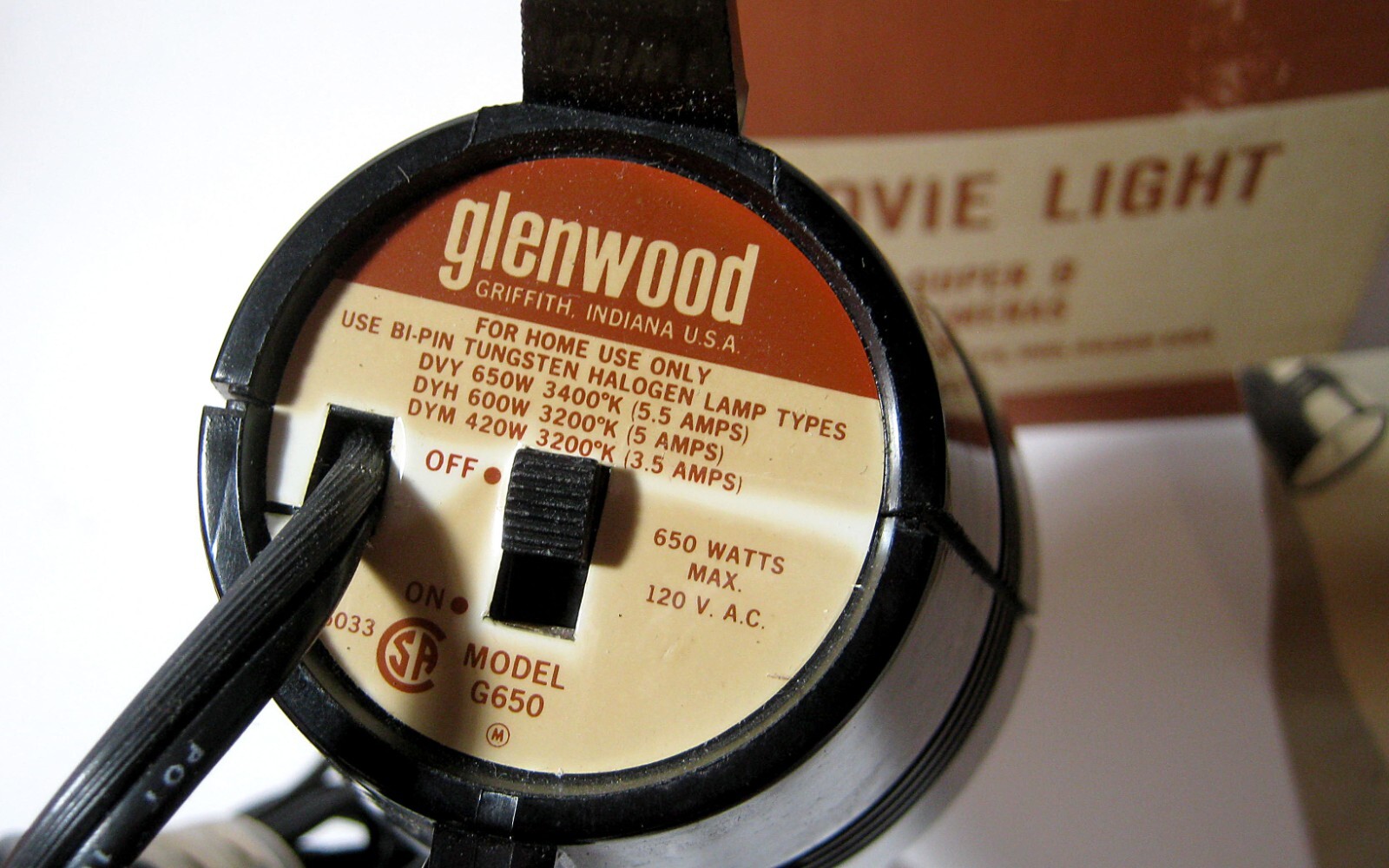 Vintage Glenwood Super 8 Movie Light Model # G650