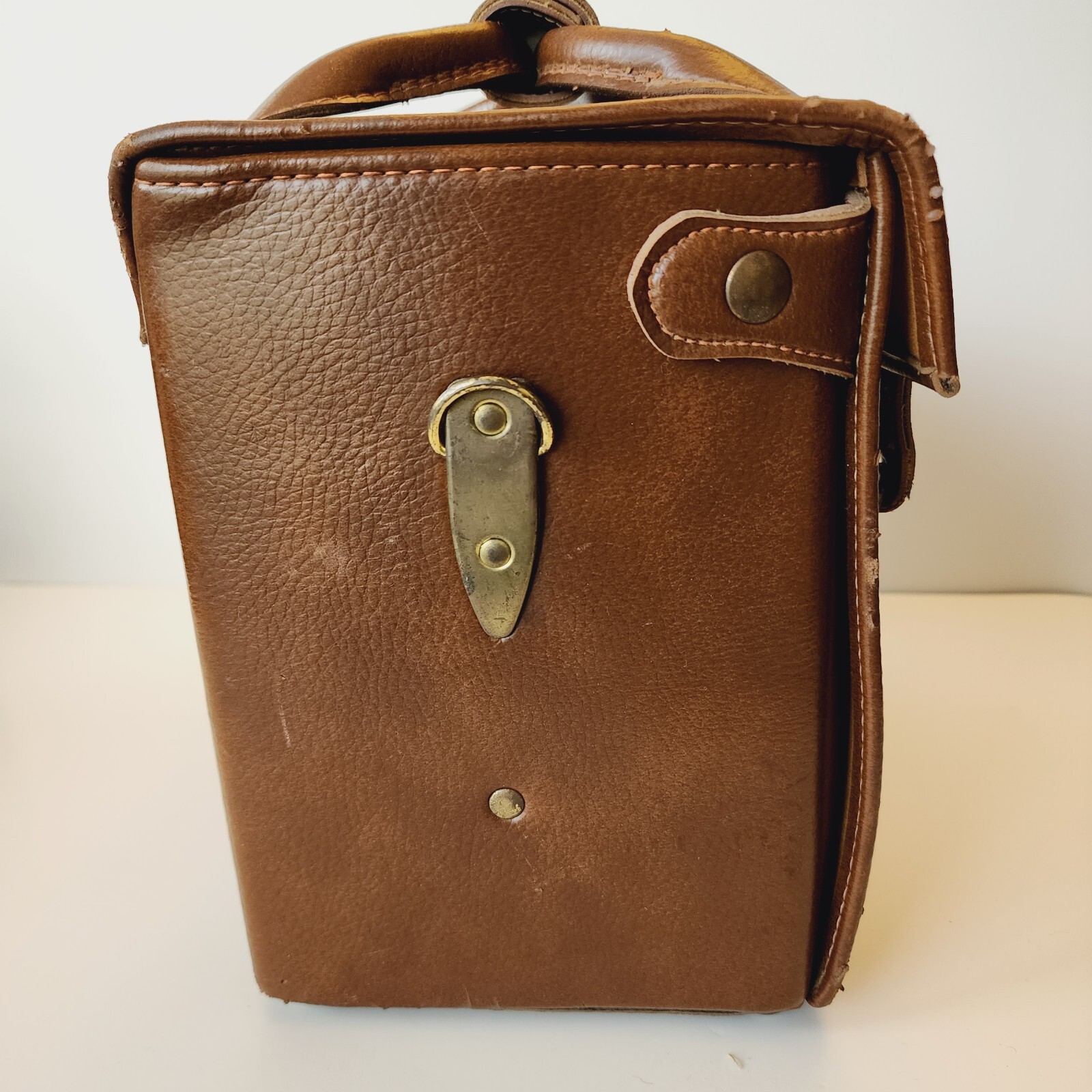 Vintage FOCAL Brown Leather Top & Front Opening Camera Case w/ KEY & Protectors!