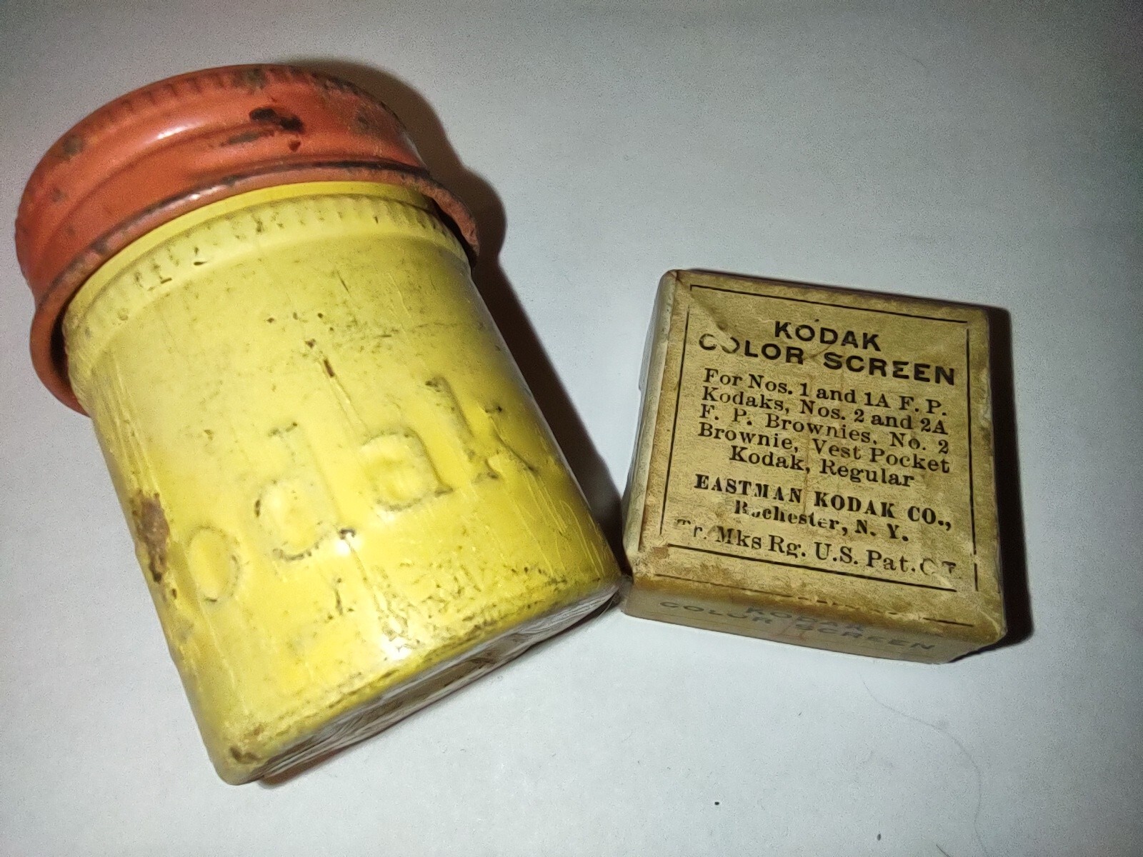 Vintage Kodak Film Cannister And Color Screen (Damaged) – Lot Of 2