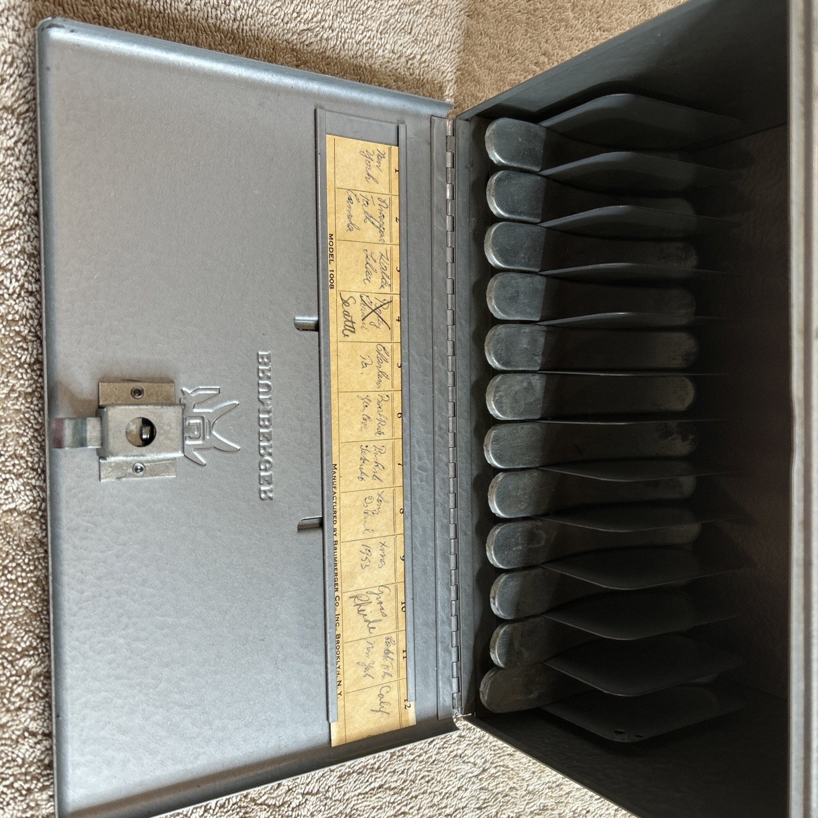 Vintage Brumberger Metal 8mm Film Chest Carrying Case 12 Slots 200-B01