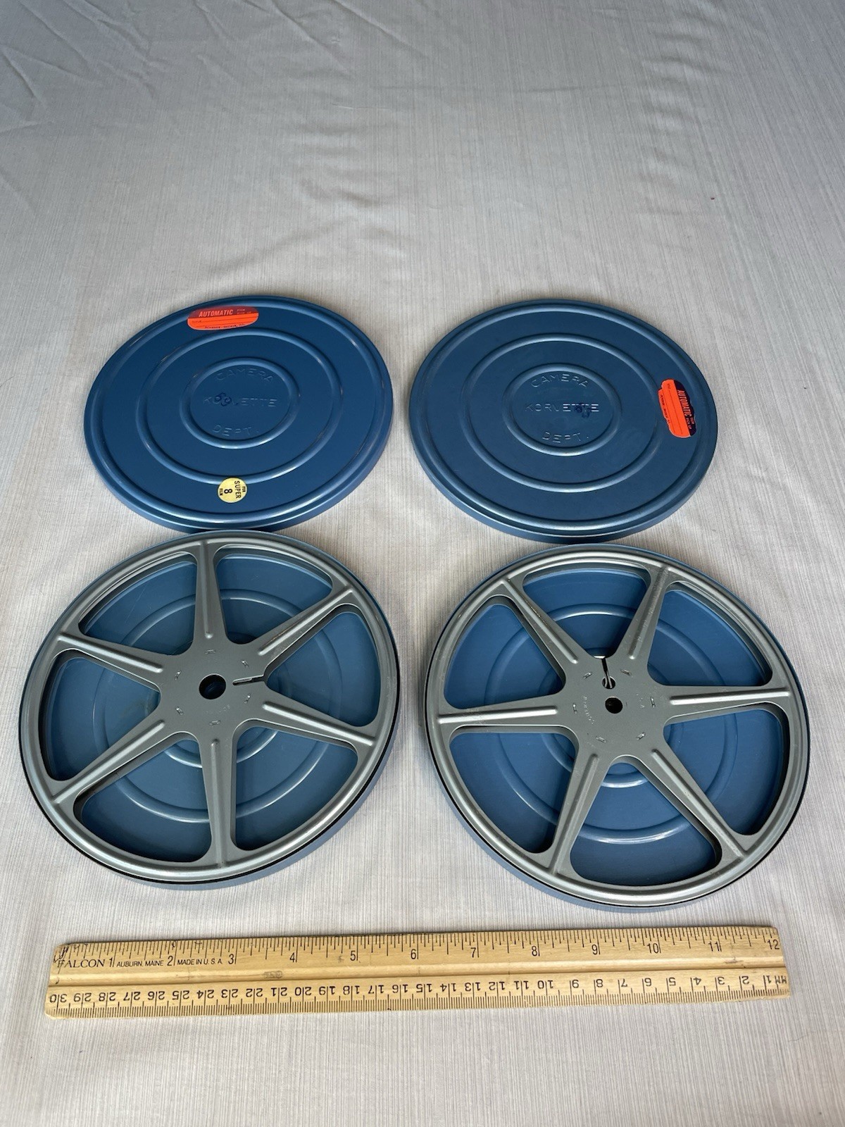 Korvette Camera Dept 8 mm Metal Cases Movie Reels 7″ Lot of 2 **EXCELLENT**