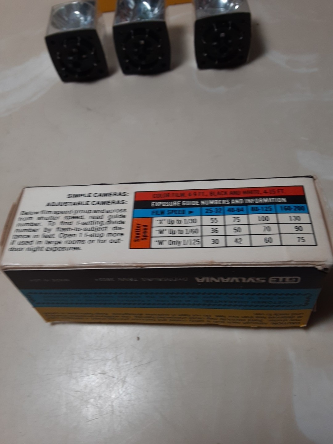 3 packs Vintage Sylvania Blue Dot Flashcubes in original boxes w/3 unboxed cubes