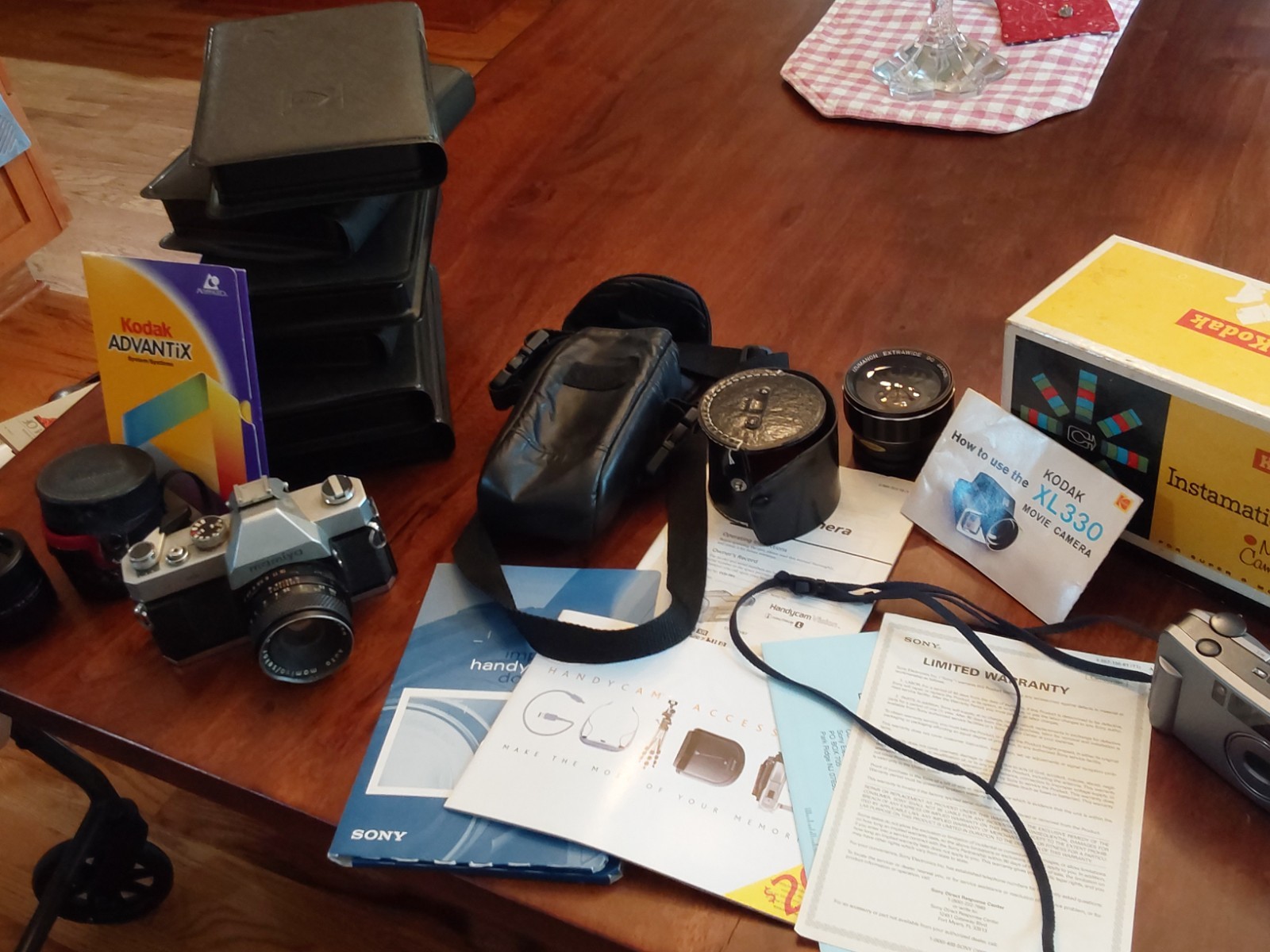Lge Lot Vintage Unrelated Camera and Camera Accessories