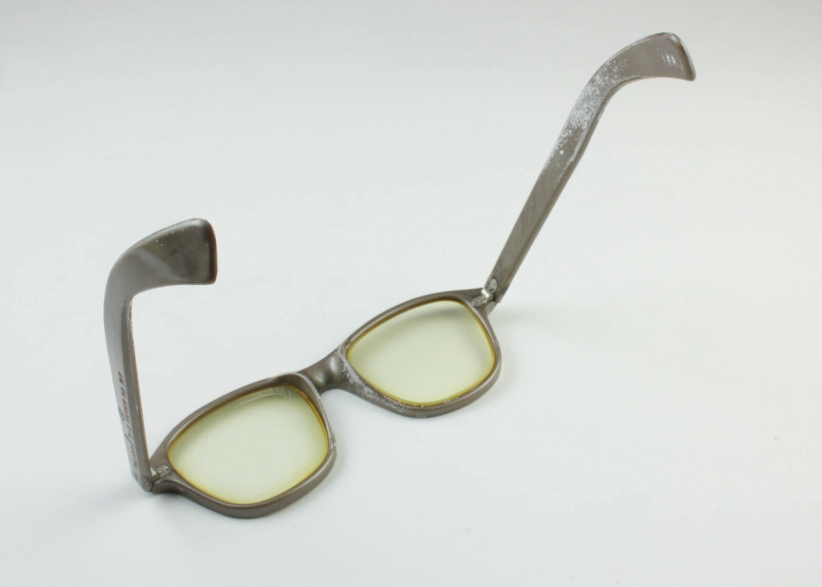 Polaroid 3-D Picture Glasses Viewers Model 717 Vintage