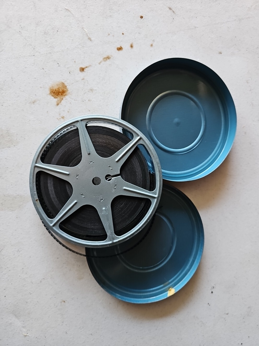Goldberg Dual 8 Blue Metal 8mm Film Canister And Reel 7” – Comes With Film!