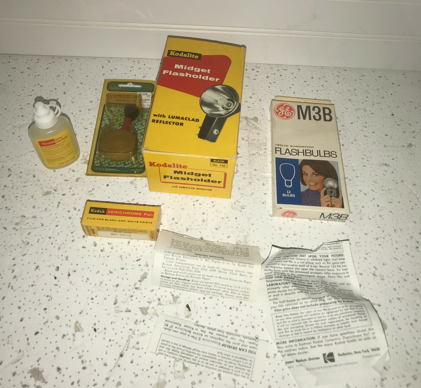 Vintage KODAK Camera Accessories Midget Flasholder Lens Cleaner ++ FREE SHIPPING