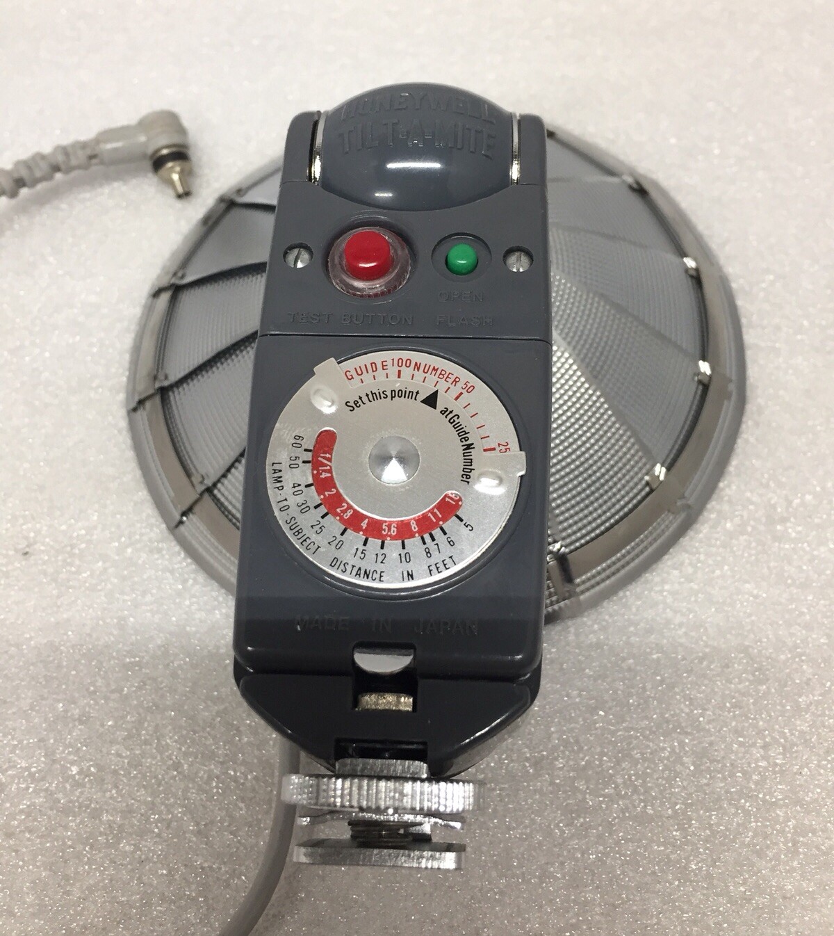 Vintage Honeywell Tilt-A-Mite Camera Equipment Flash Collapsible Fan